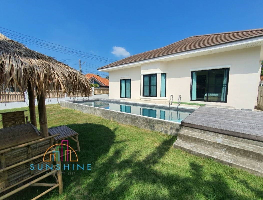 Large villa with private pool in quiet area for sale in Bang Sarae - House - Bang Saray - 