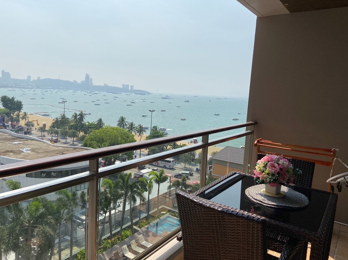 Large 1 bedroom condo for rent in the heart of the city - Condominium - Pattaya Beach - 