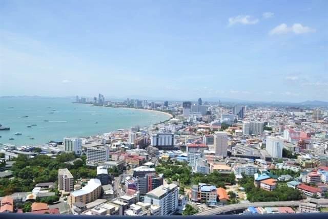 Penhouse condo with a stunning view in the heart of Pattaya for sale - Condominium -  - 