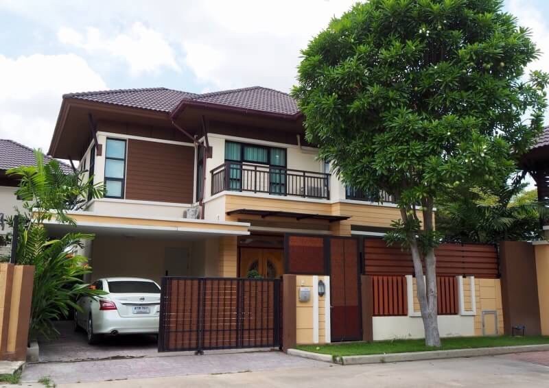Fully Build-in Smart Home closed to Motorway Pattaya - House -  - 