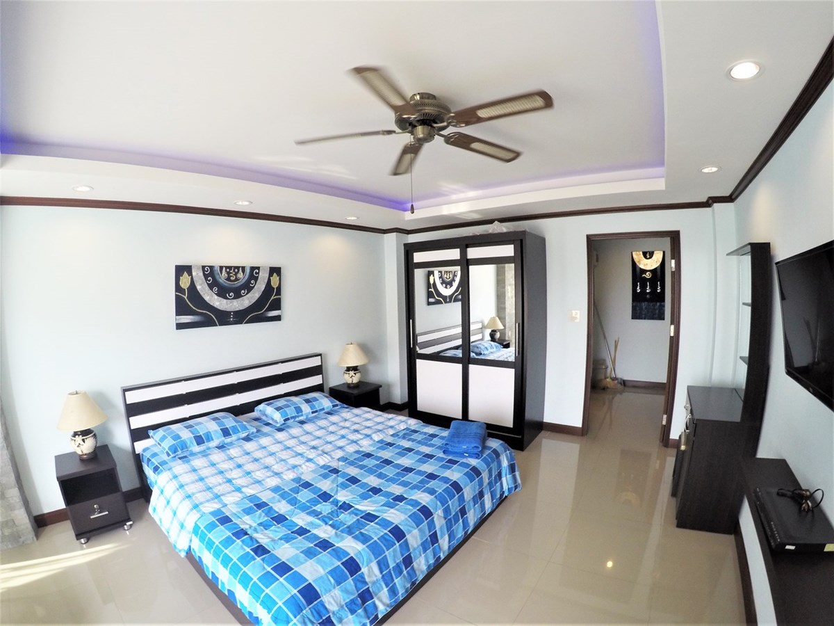LARGE ONE BEDROOM VIEW TALAY 1 FOR RENT